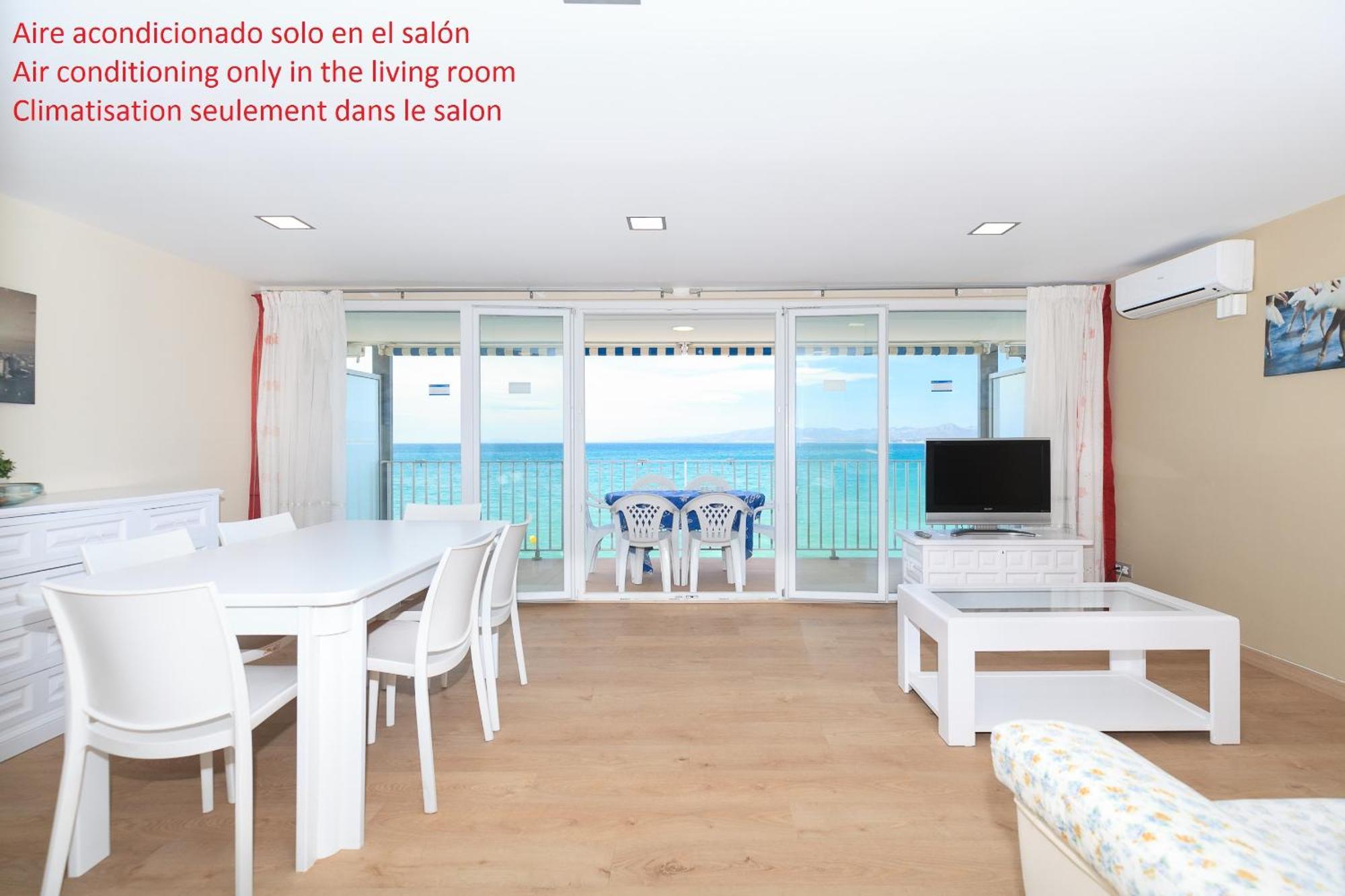 Uhc Acantilados Family Apartments 살루 외부 사진