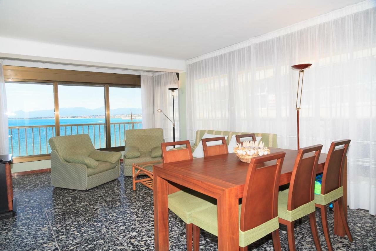 Uhc Acantilados Family Apartments 살루 외부 사진